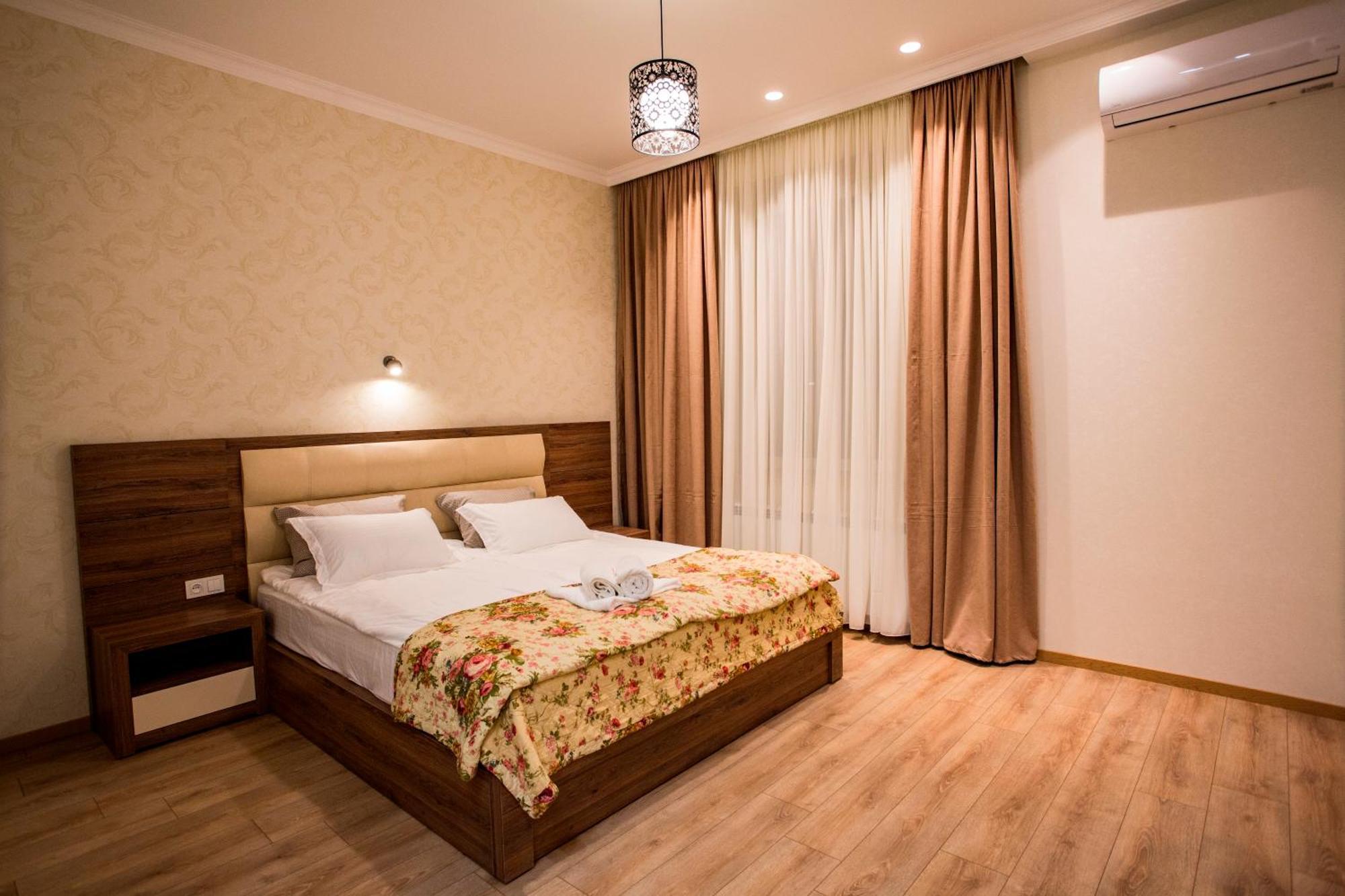 Yellow Apartment In Avlabari Τυφλίδα Εξωτερικό φωτογραφία