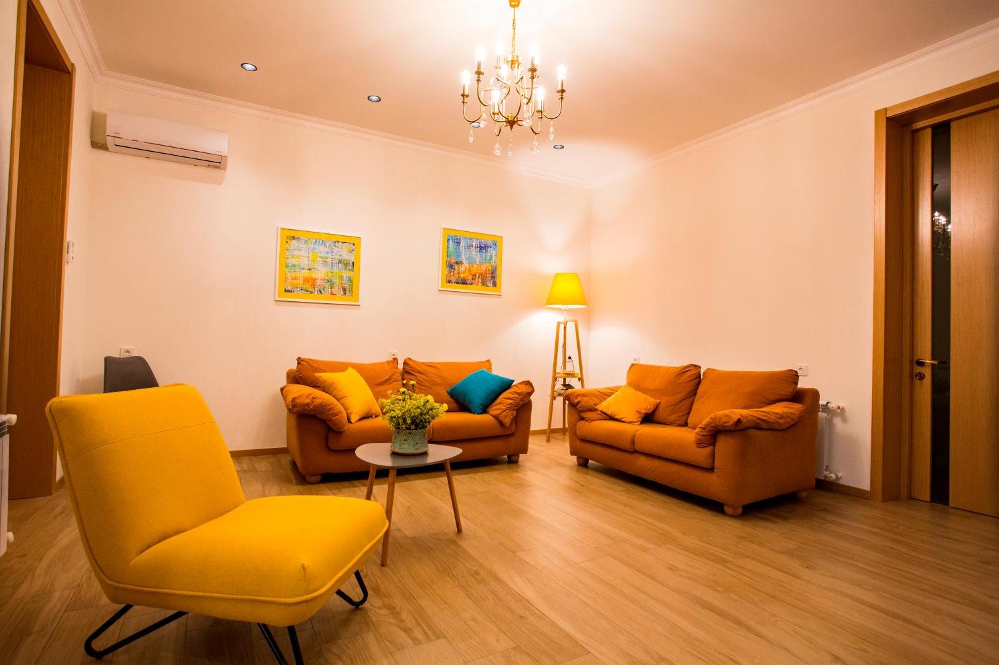 Yellow Apartment In Avlabari Τυφλίδα Εξωτερικό φωτογραφία